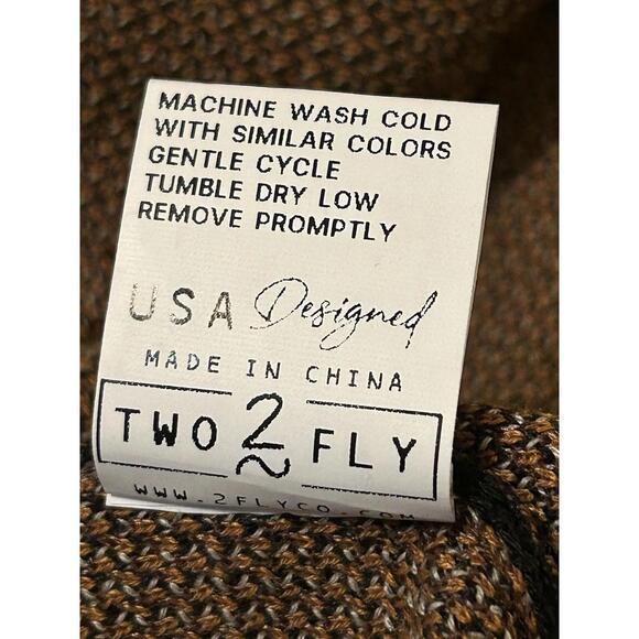 Two Fly Horse Sweater New with tags 2x/3x!!!!! - Picture 5 of 5